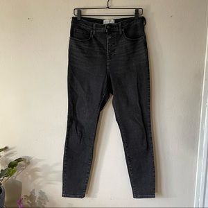 Everlane High Rise black denim skinny jeans with button up fly